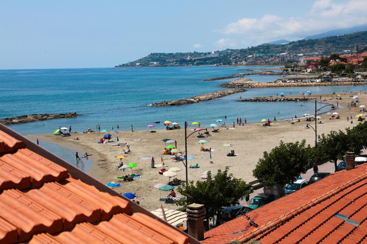 Villa Il Convento Sul Mare à Santo Stefano al Mare Extérieur photo