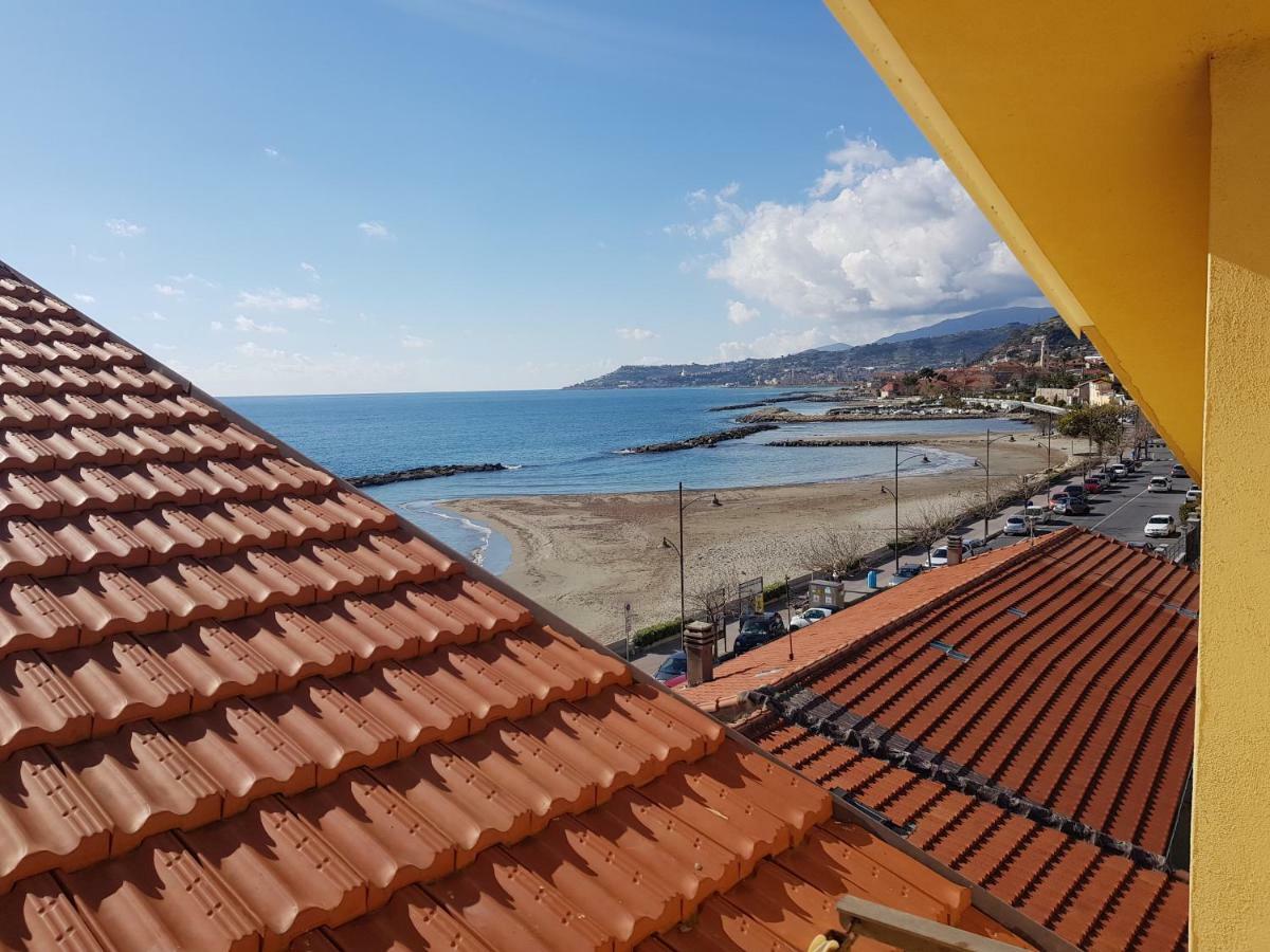 Villa Il Convento Sul Mare à Santo Stefano al Mare Extérieur photo